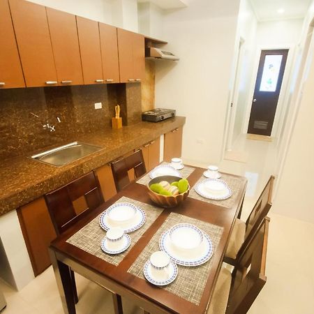 เอ็นเอฟ สวีตส์ Apartment Davao ภายนอก รูปภาพ