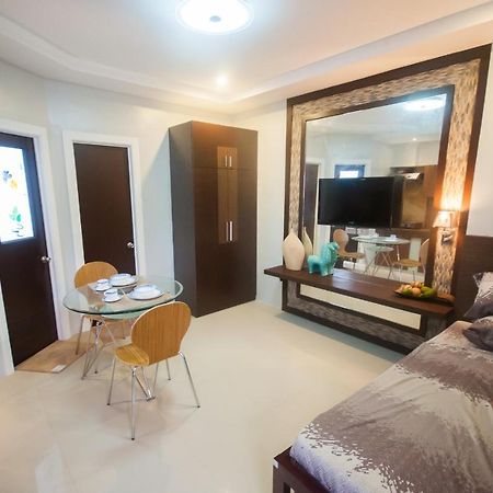 เอ็นเอฟ สวีตส์ Apartment Davao ภายนอก รูปภาพ