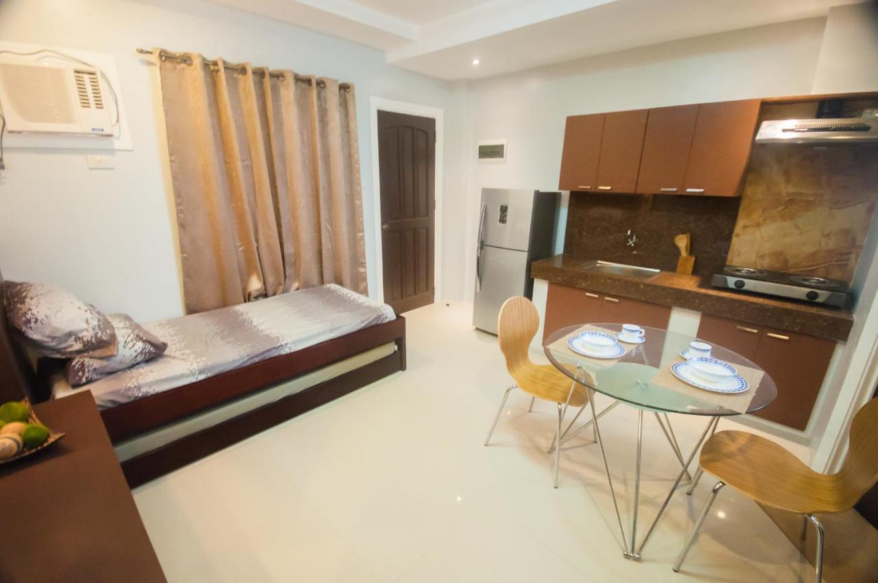 เอ็นเอฟ สวีตส์ Apartment Davao ภายนอก รูปภาพ